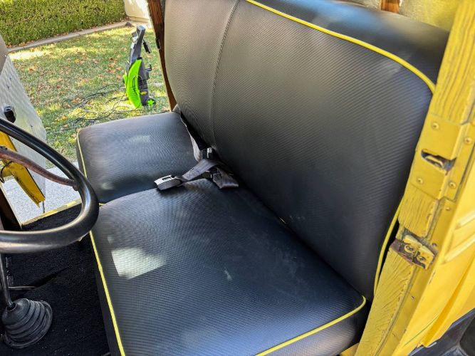 Chevrolet-Other-1931-Yellow-2