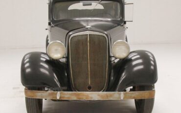 Chevrolet-Other-1935-Black-Pale-Green-12