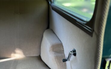Chevrolet-Other-1937-Sedan-19