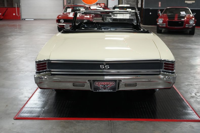 Chevrolet-Other-1967-Yellow-Black-10