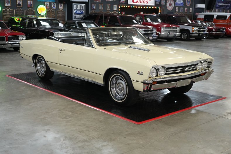Chevrolet-Other-1967-Yellow-Black-13