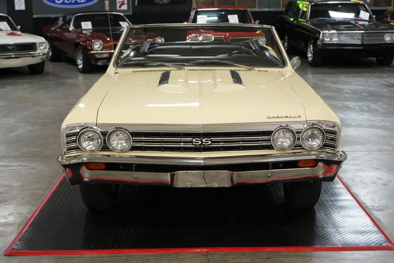 Chevrolet-Other-1967-Yellow-Black-14