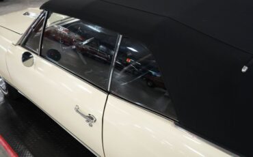 Chevrolet-Other-1967-Yellow-Black-2