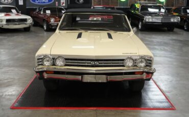 Chevrolet-Other-1967-Yellow-Black-22