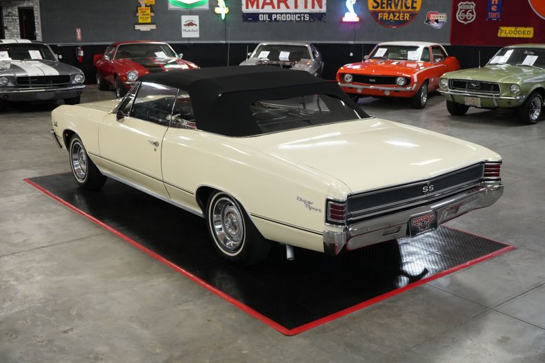 Chevrolet-Other-1967-Yellow-Black-27