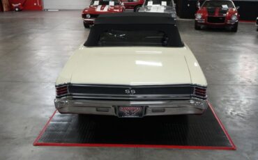 Chevrolet-Other-1967-Yellow-Black-28