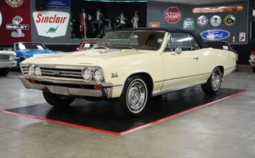 Chevrolet-Other-1967-Yellow-Black-32