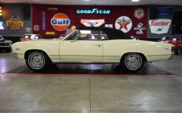 Chevrolet-Other-1967-Yellow-Black-33