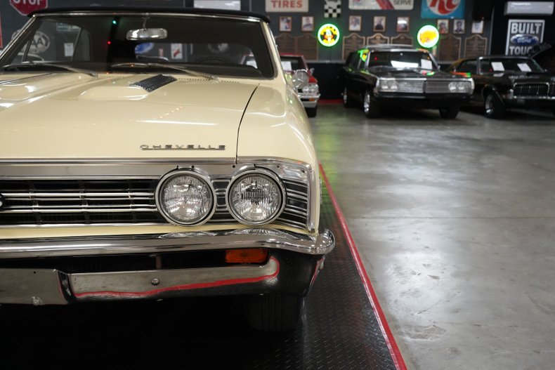 Chevrolet-Other-1967-Yellow-Black-41