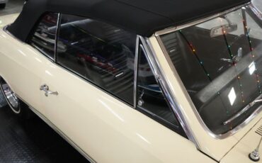 Chevrolet-Other-1967-Yellow-Black-48
