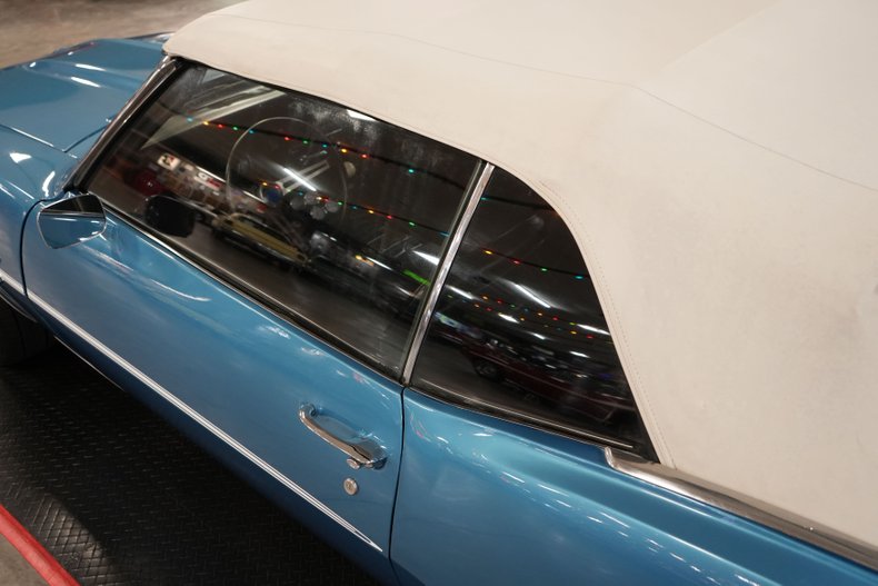 Chevrolet-Other-1968-Blue-Metallic-Black-10