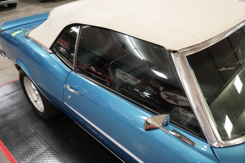 Chevrolet-Other-1968-Blue-Metallic-Black-7