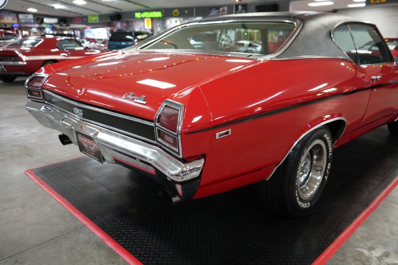 Chevrolet-Other-1969-Red-White-13