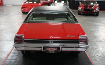 Chevrolet-Other-1969-Red-White-21