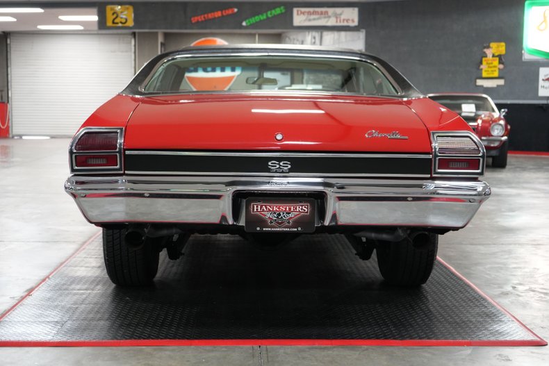 Chevrolet-Other-1969-Red-White-30