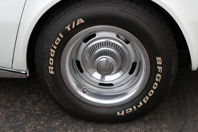 Chevrolet-Other-1975-White-Black-20
