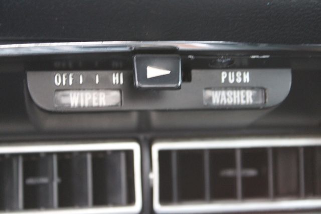 Chevrolet-Other-1975-White-Black-26