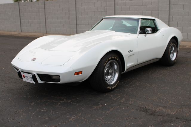 Chevrolet-Other-1975-White-Black-9