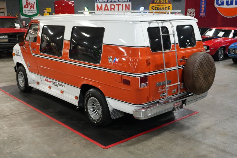 Chevrolet-Other-1978-Orange-Orange-10