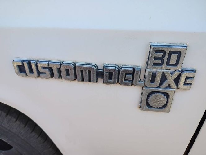 Chevrolet-Other-1983-White-4