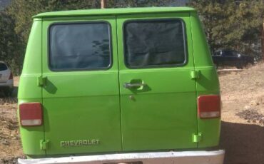 Chevrolet-Other-1986-Green-8