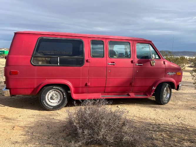 Chevrolet-Other-1987-Red-1