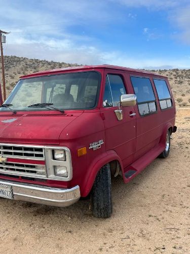 Chevrolet-Other-1987-Red-9