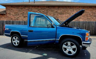 Chevrolet-Other-1990-Blue-Metallic-16