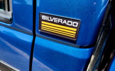 Chevrolet-Other-1990-Blue-Metallic
