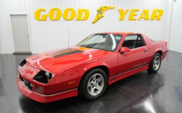 Chevrolet-Other-1990-Red-Grey-14