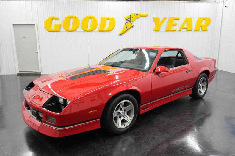 Chevrolet-Other-1990-Red-Grey-14