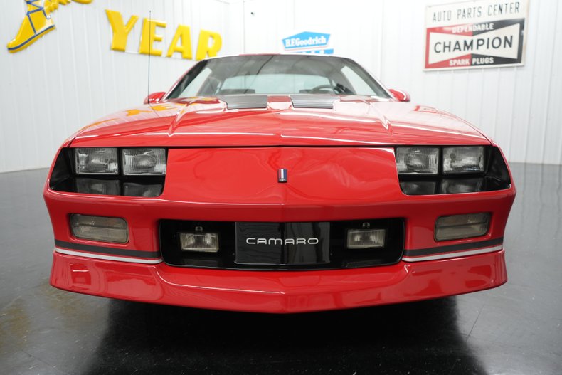 Chevrolet-Other-1990-Red-Grey-20