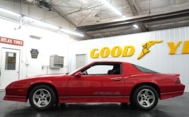 Chevrolet-Other-1990-Red-Grey-24