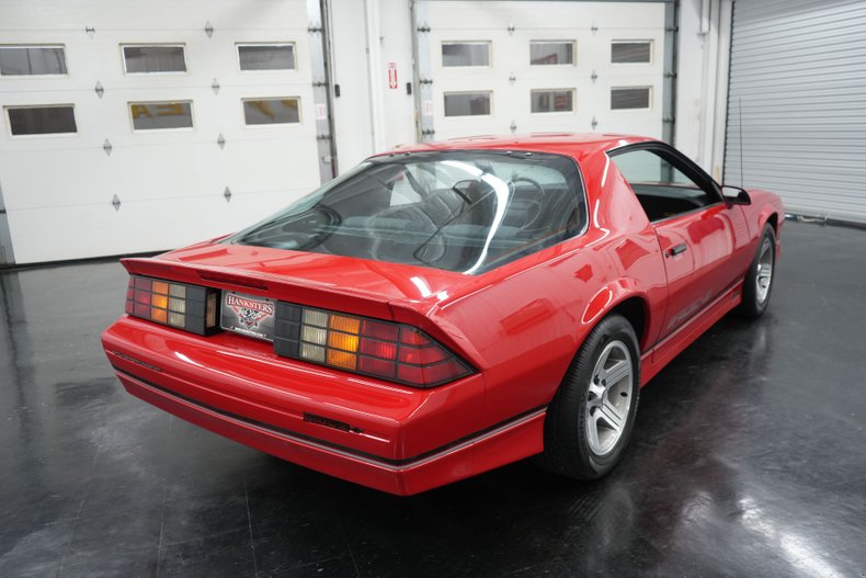 Chevrolet-Other-1990-Red-Grey-36