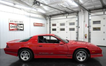 Chevrolet-Other-1990-Red-Grey-38