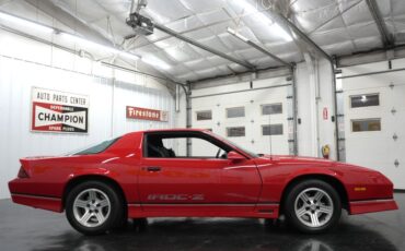 Chevrolet-Other-1990-Red-Grey-39