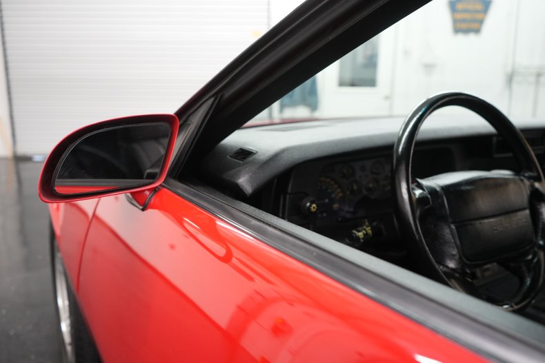 Chevrolet-Other-1990-Red-Grey-43