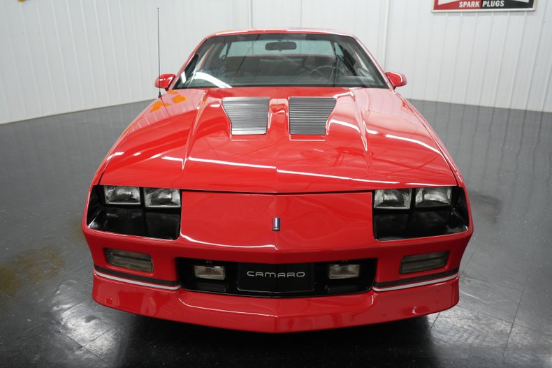 Chevrolet-Other-1990-Red-Grey-5