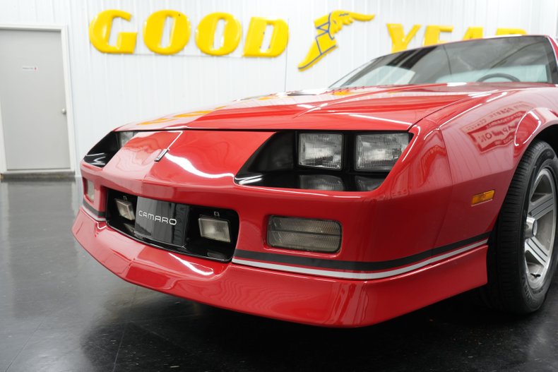 Chevrolet-Other-1990-Red-Grey-6