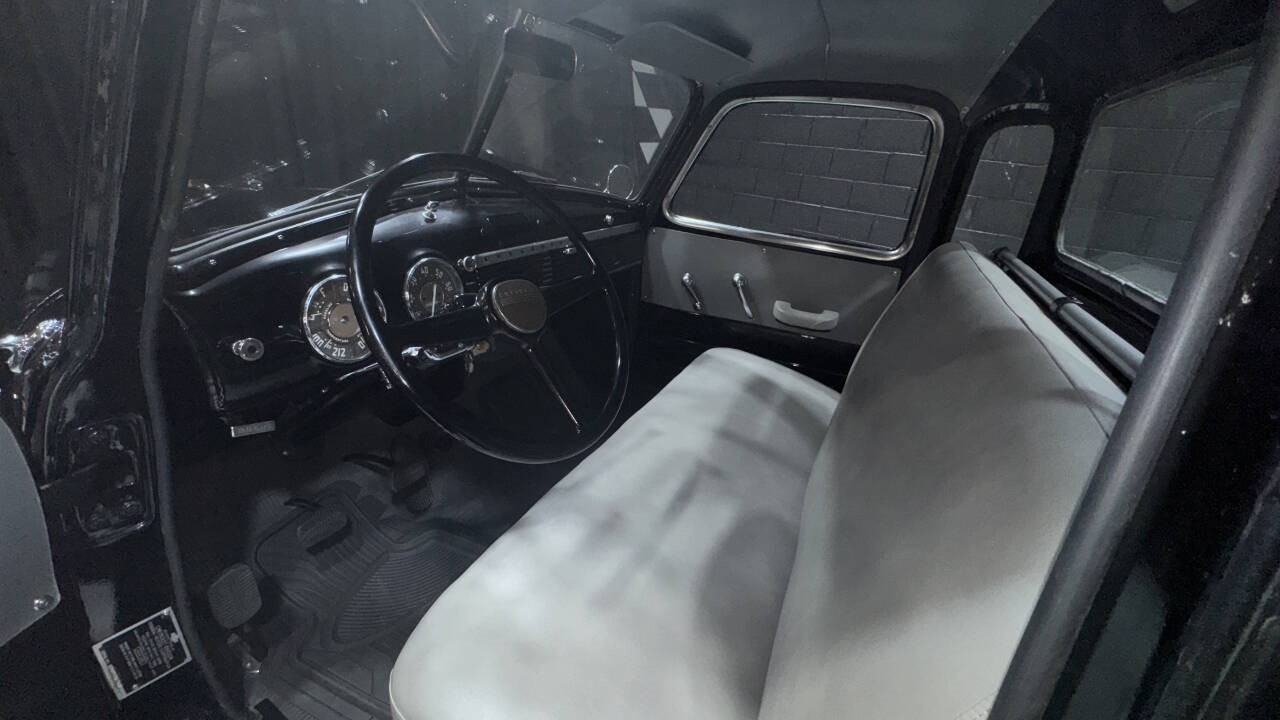 Chevrolet-Other-Pickups-1949-Pickup-Truck-10