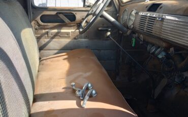 Chevrolet-Other-Pickups-1951-Pickup-2
