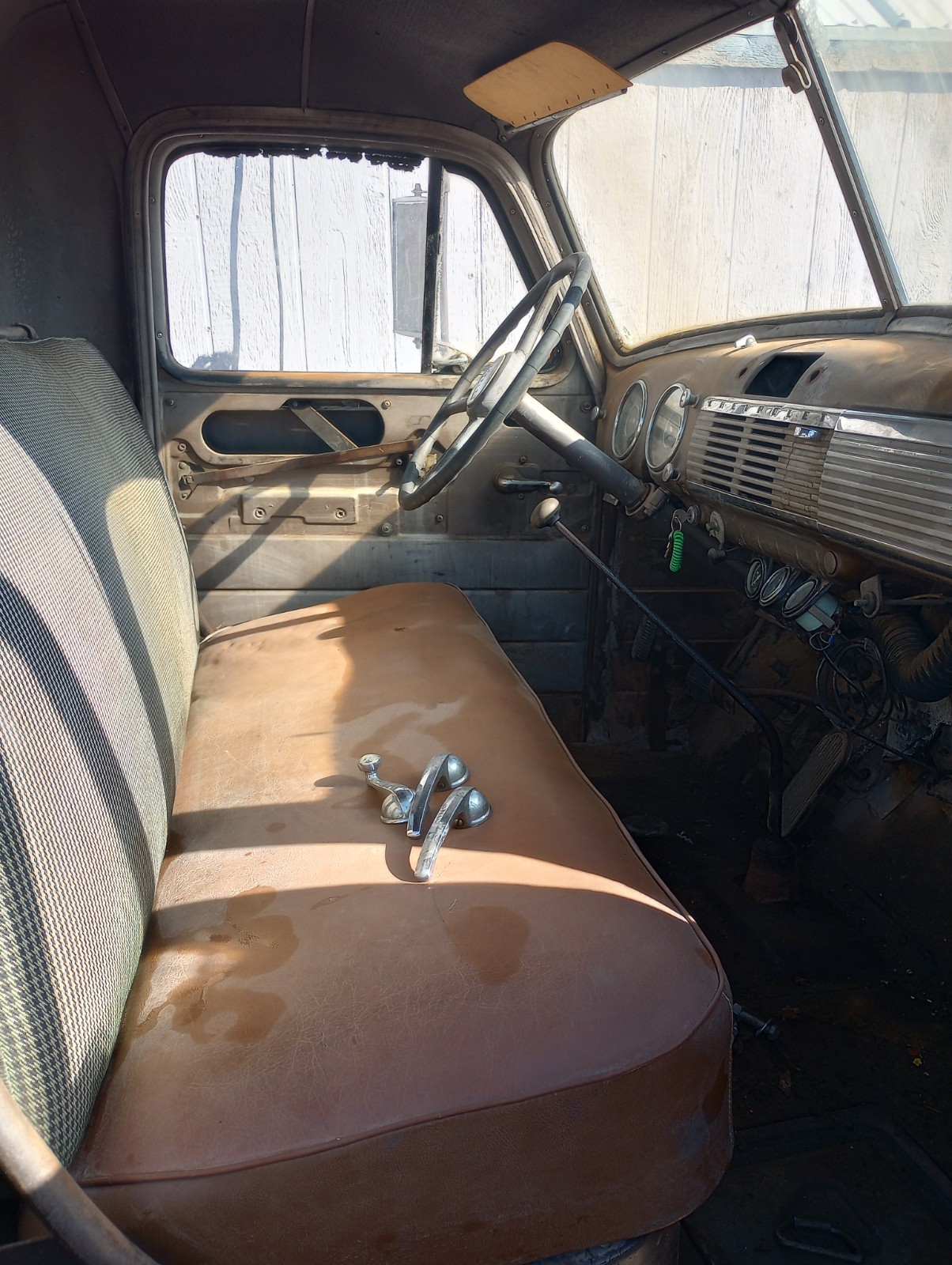 Chevrolet-Other-Pickups-1951-Pickup-2