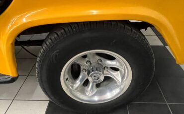 Chevrolet-Other-Pickups-1957-16