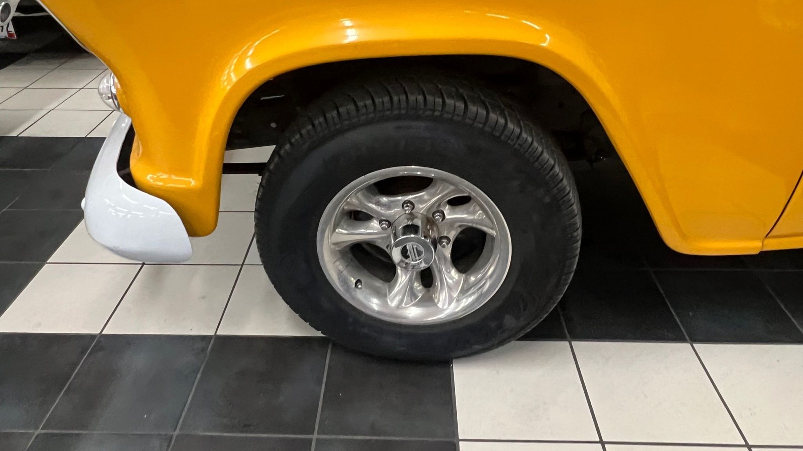 Chevrolet-Other-Pickups-1957-18
