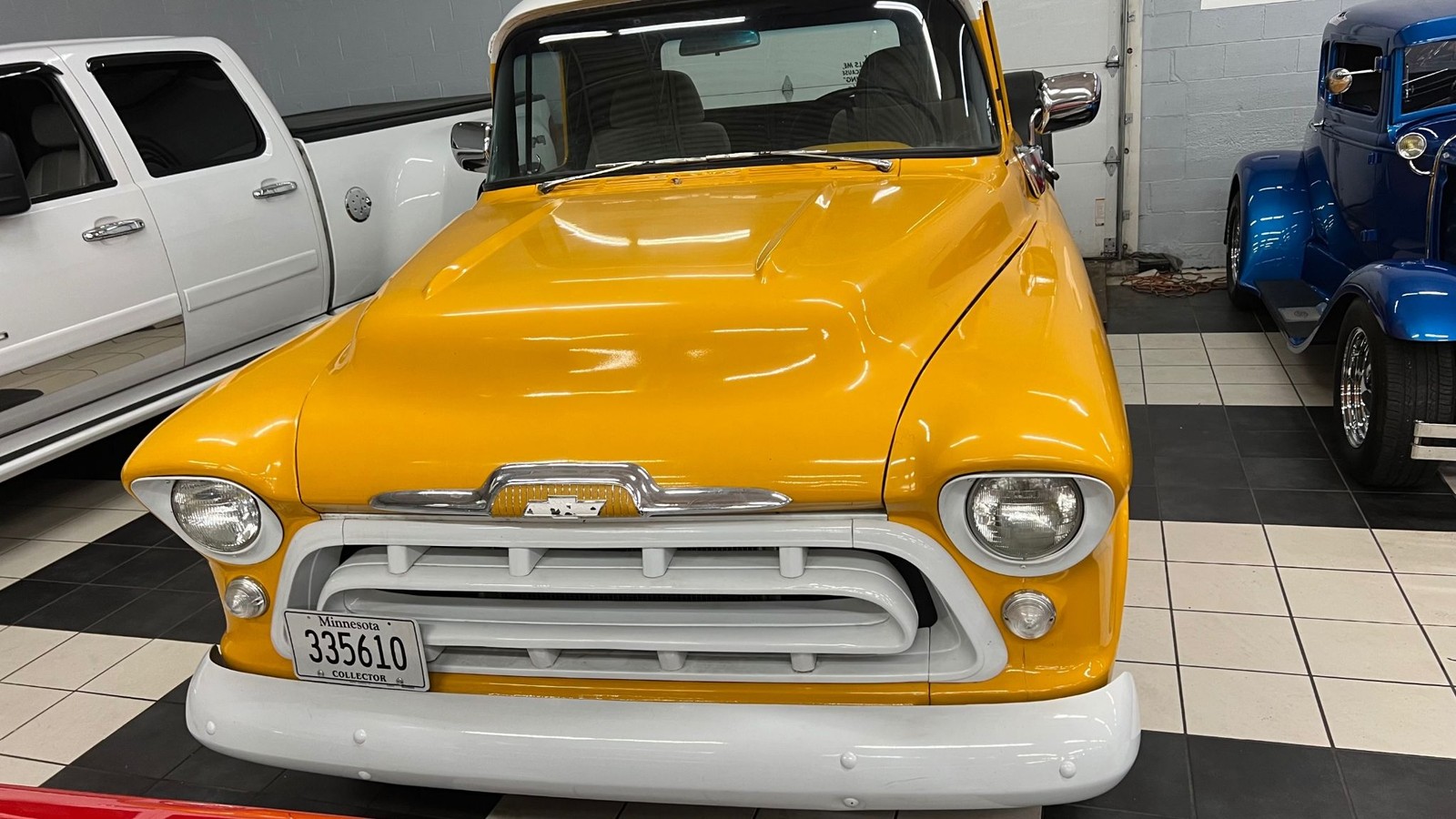 Chevrolet-Other-Pickups-1957-2