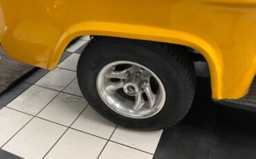 Chevrolet-Other-Pickups-1957-20