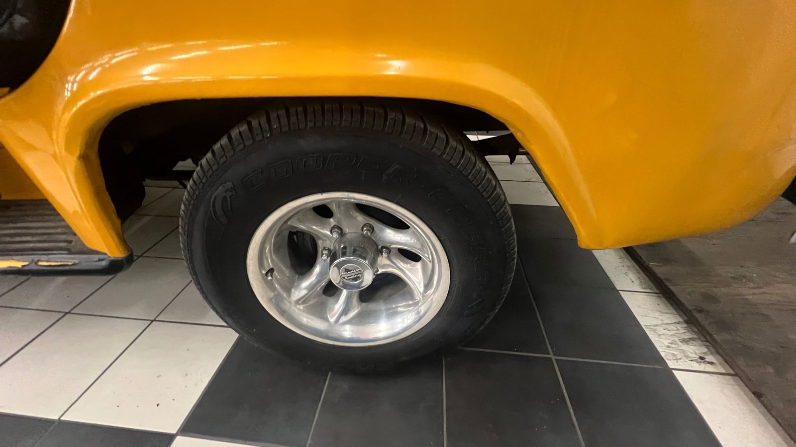 Chevrolet-Other-Pickups-1957-31