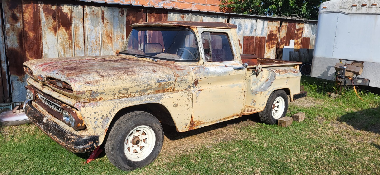 Chevrolet-Other-Pickups-1961-1
