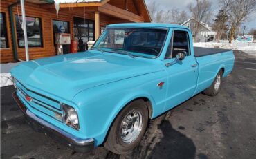 Chevrolet-Other-Pickups-1967-PickupTruck-2