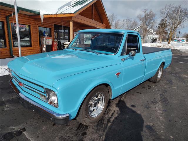 Chevrolet-Other-Pickups-1967-PickupTruck-2